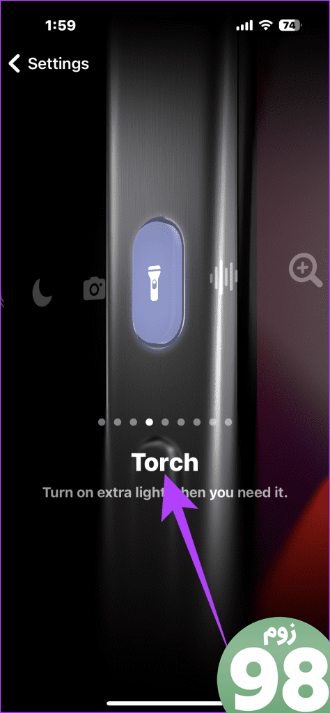 8. از تنظیمات Action Button گزینه Torch را انتخاب کنید
