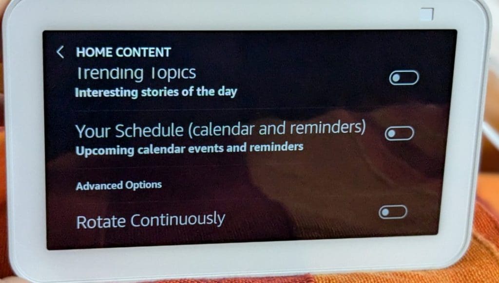 Echo Show محتوای صفحه اصلی را خاموش می کند